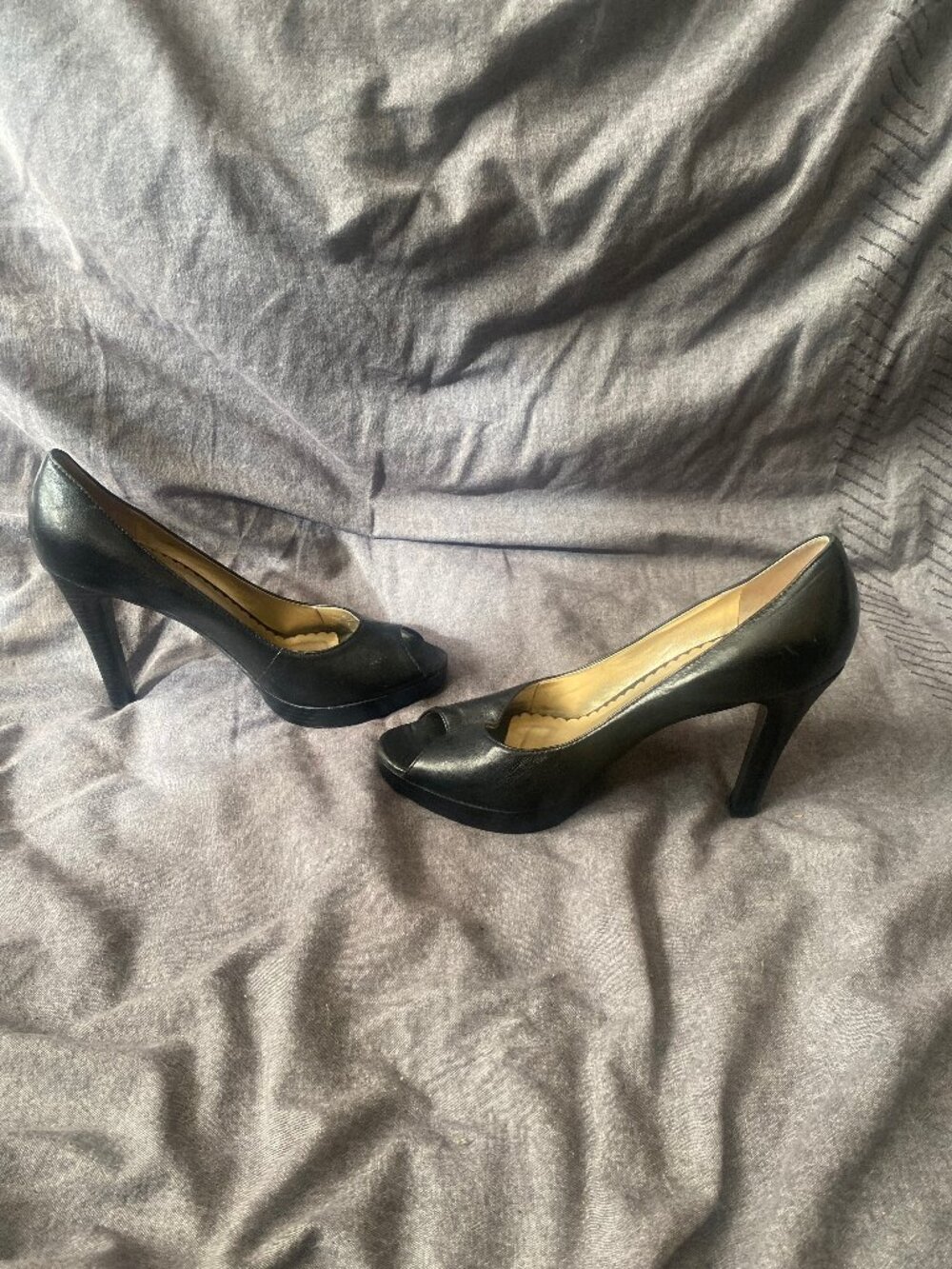 Jessica Simpson Black Peep Toe Platform Pumps